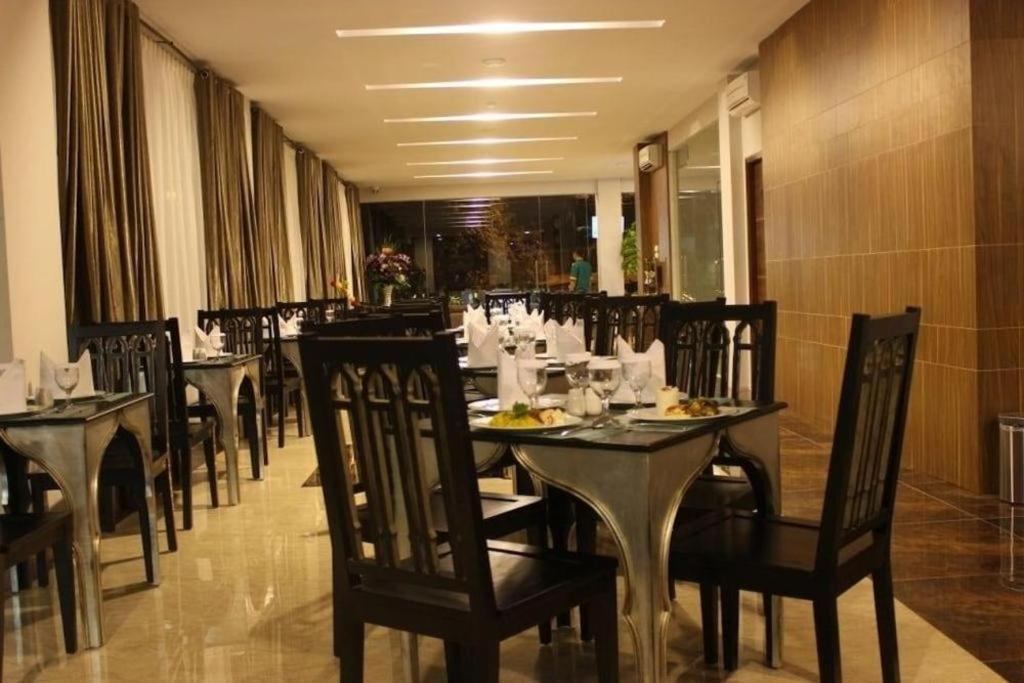 Grand Amira Hotel Solo, Azana Hotels Collection Eksteriør bilde