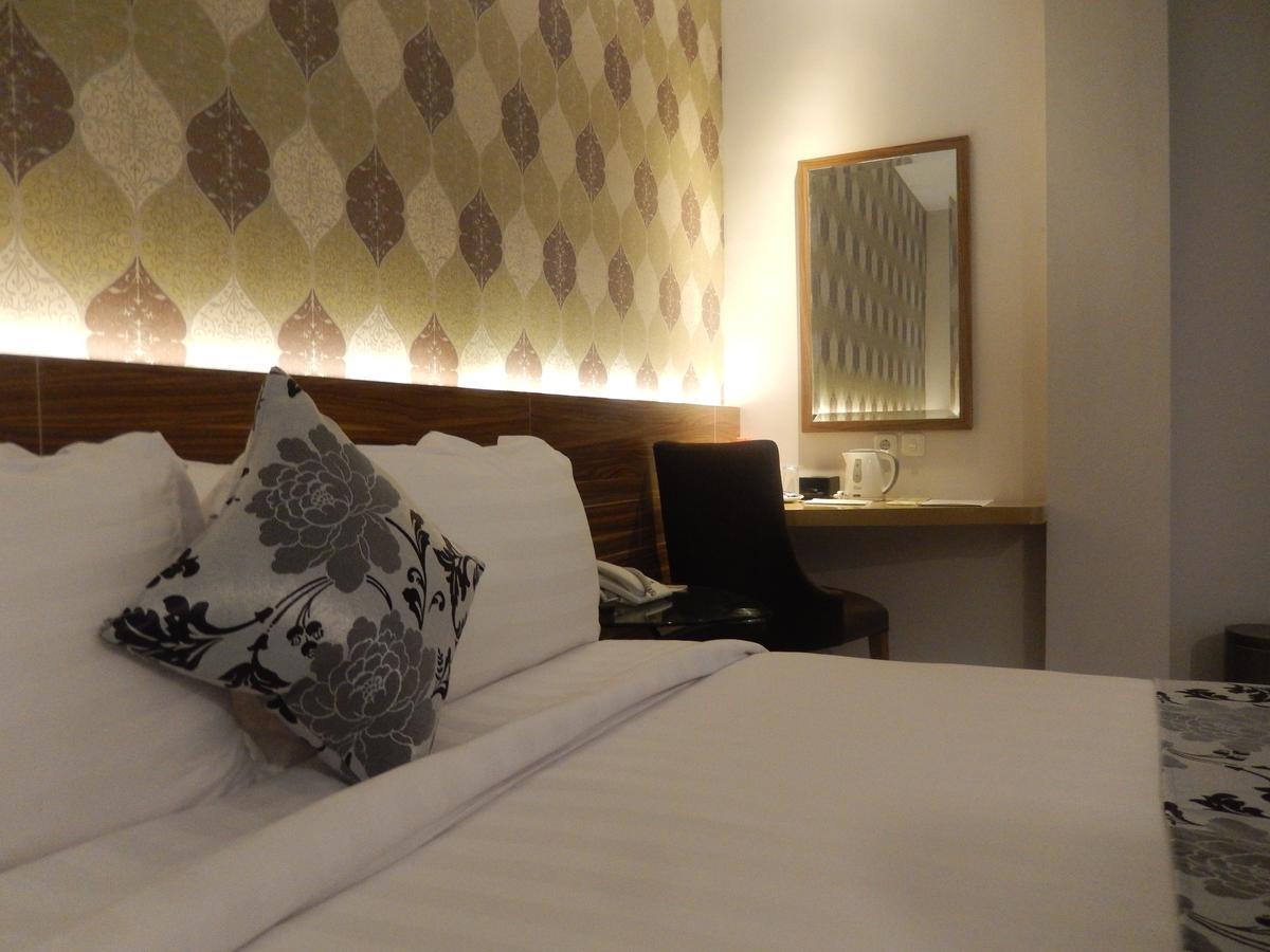 Grand Amira Hotel Solo, Azana Hotels Collection Eksteriør bilde