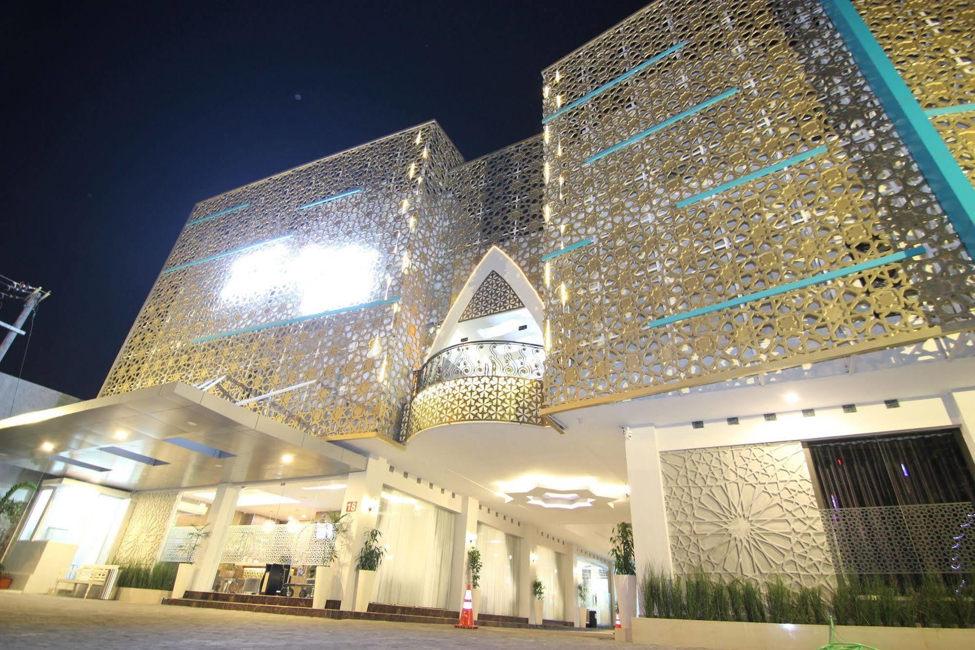 Grand Amira Hotel Solo, Azana Hotels Collection Eksteriør bilde